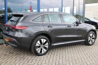 Mercedes-Benz EQC 2022 - 400 4MATIC Business Solution 80 kWh LEDER CAMERA TREKHAAK zdjecie 6