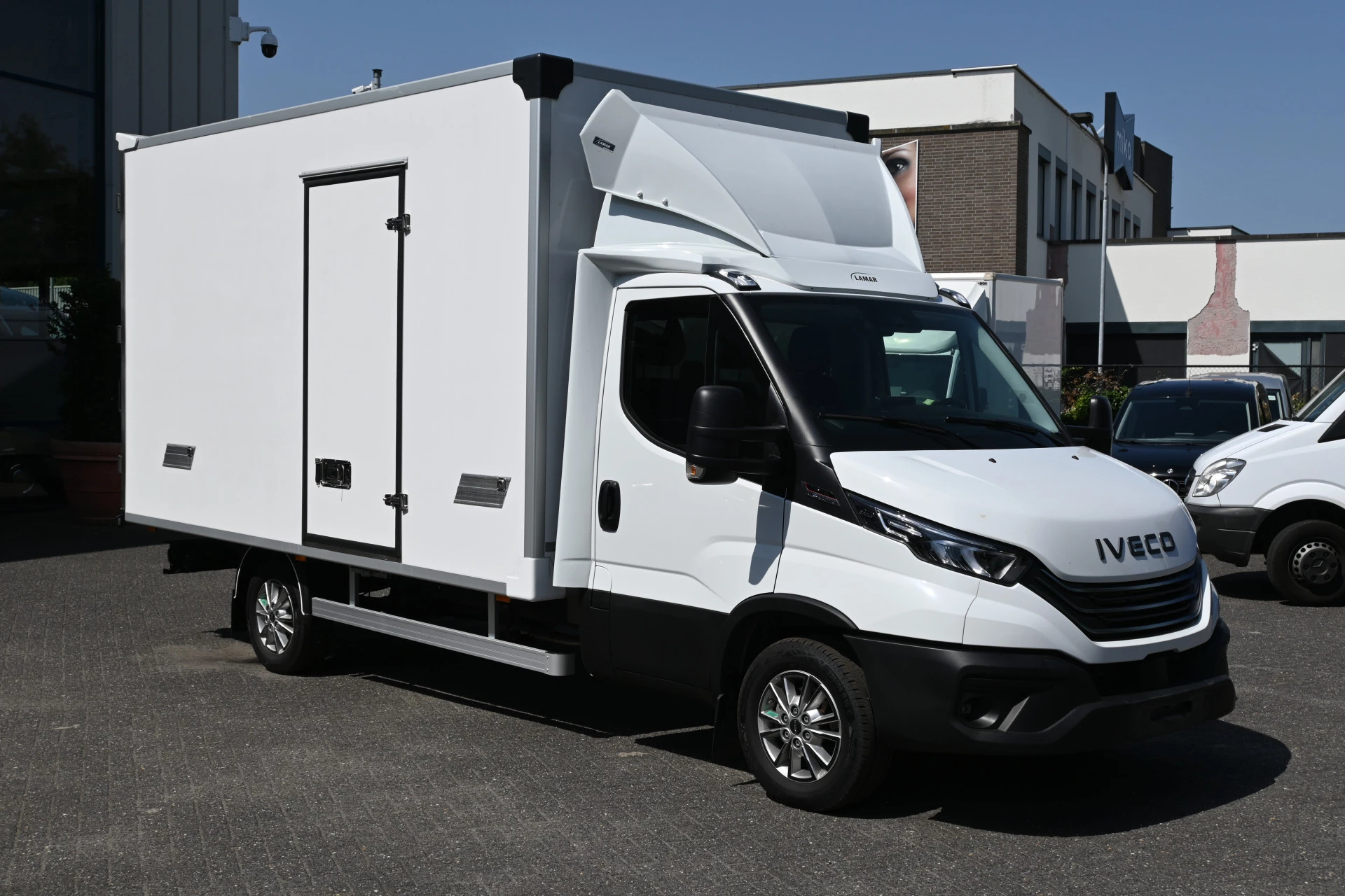 Iveco Daily 2024 - 35S18 3.0 180 pk Hi-Matic Bakwagen image 9