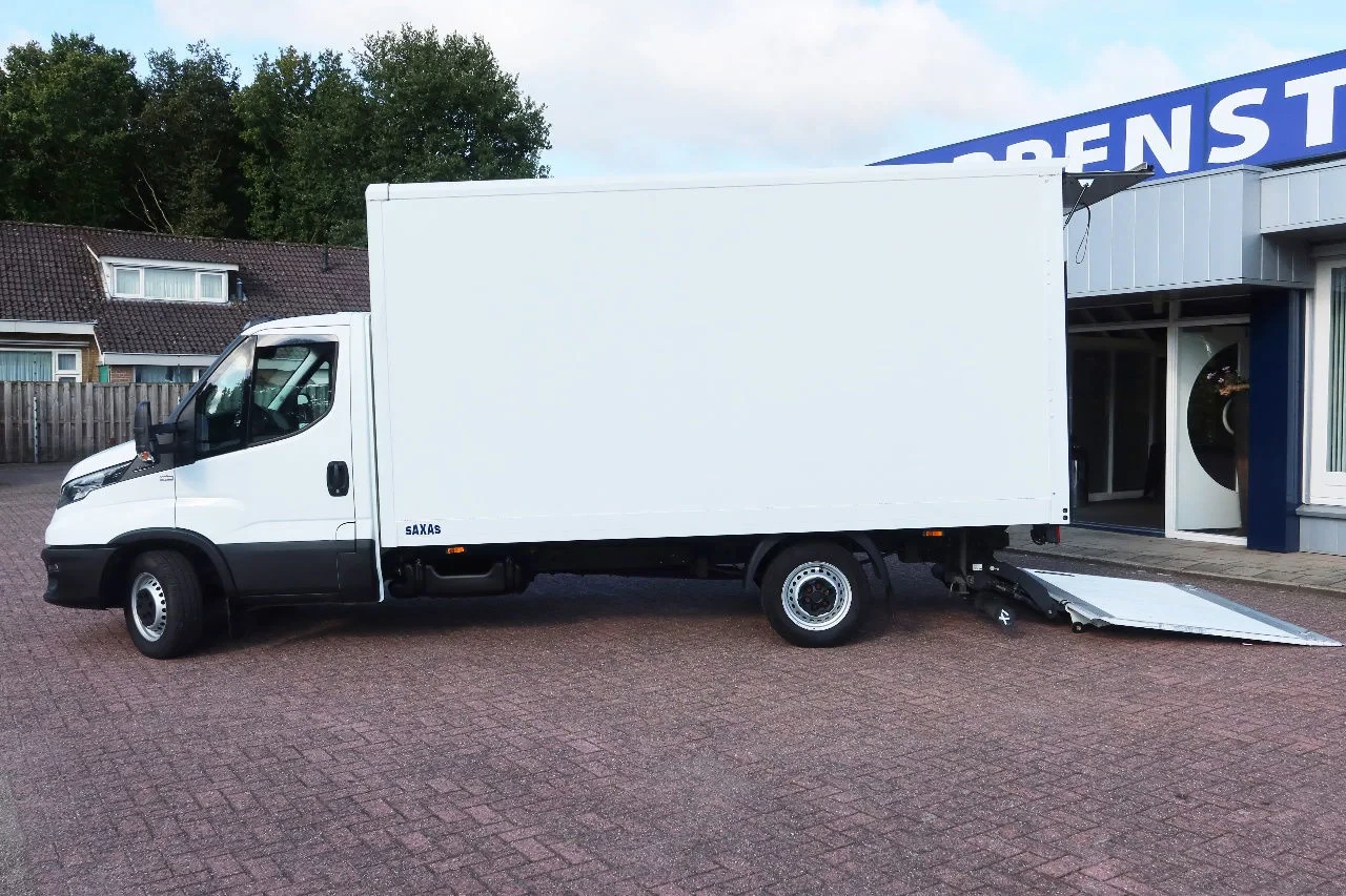 Iveco Daily 2021 - 35S16 Bakwagen + Laadklep 750kg immagine 2