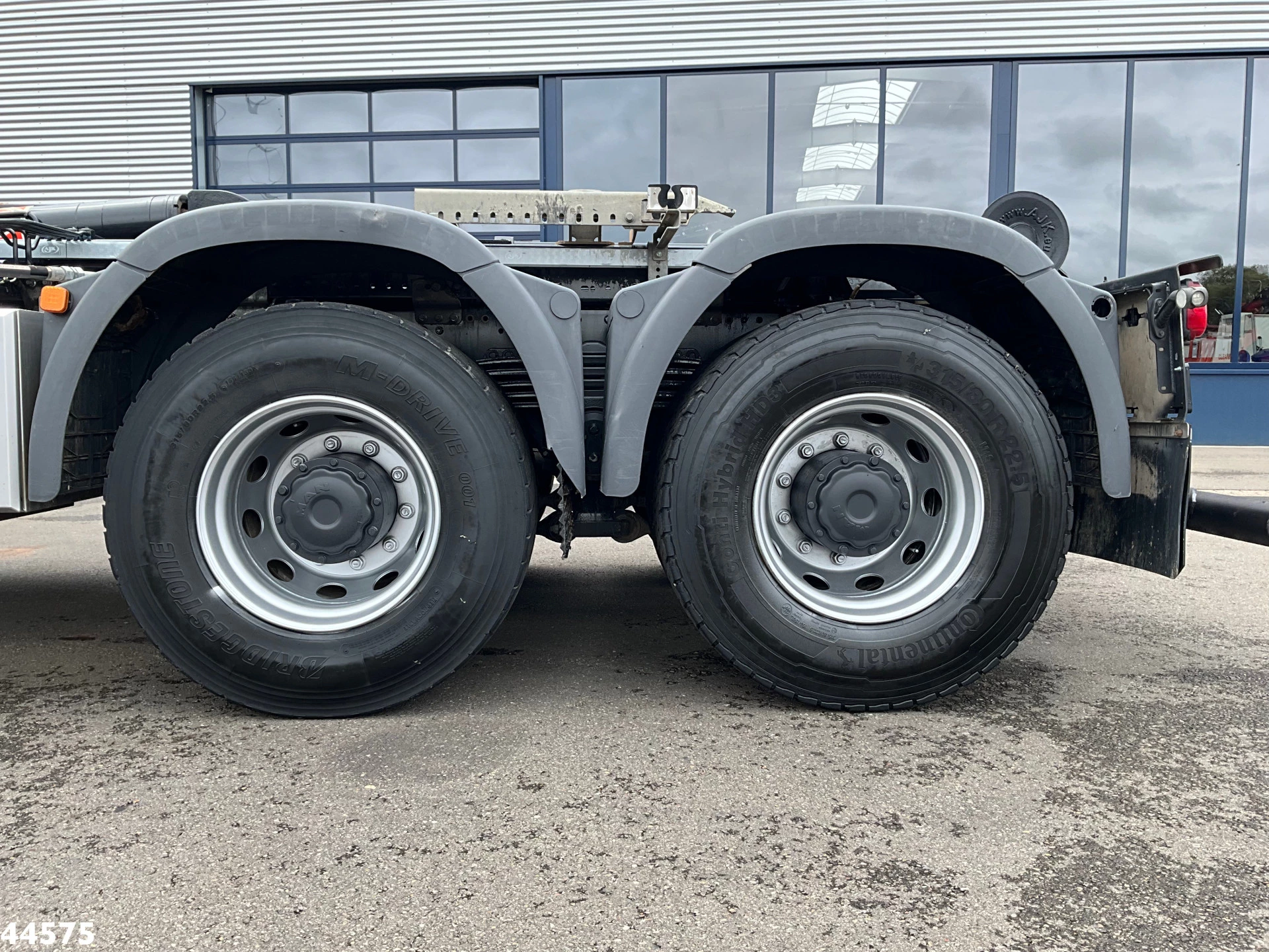 MAN TGS 2021 - 33.470 6x4 Euro 6 Full Steel AJK 20 Ton haakarmsysteem obrázek 8