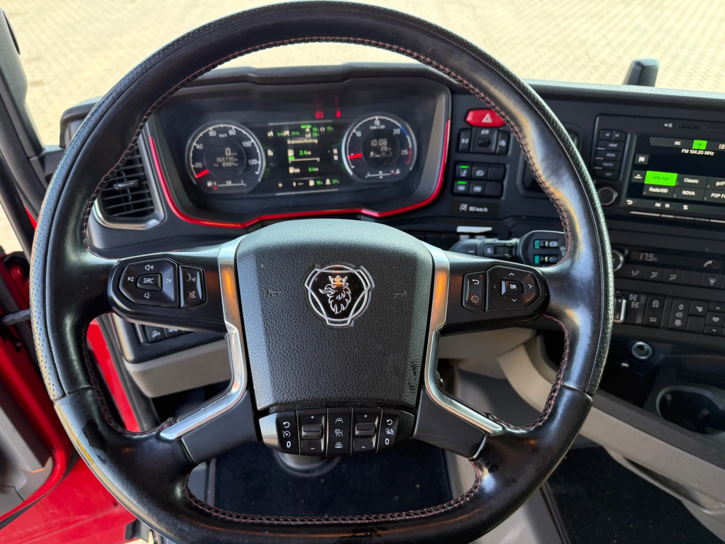 Scania R 2019 - R650 V8 B8x4NB / Euro 6 / HMF TF 324 / HMF 3220 K-RCS + Flyjib FJ600 K4 afbeelding 22