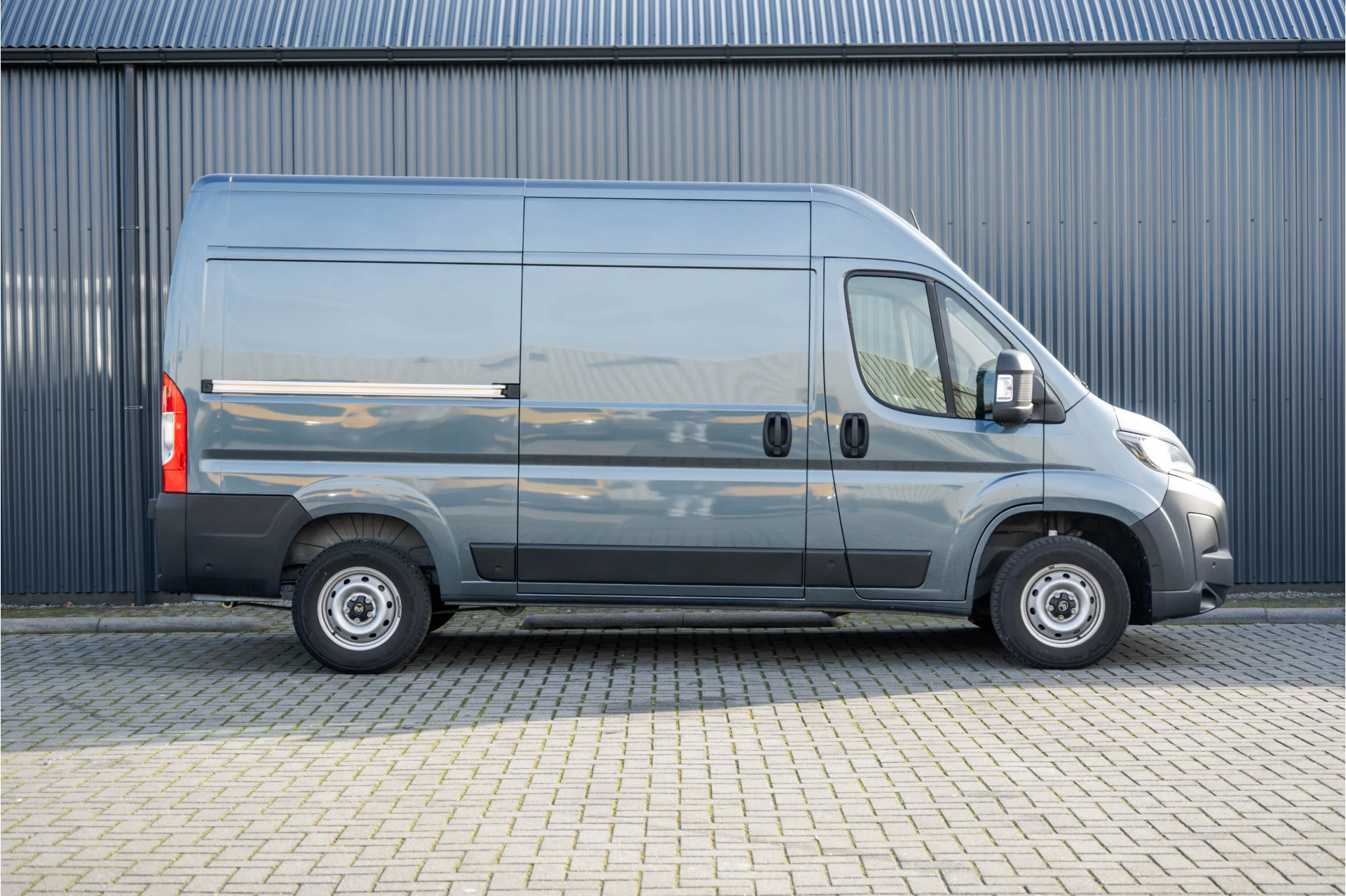 Citroën Jumper 2024 - 2.2 BlueHDi 120 L2H2 3.3t | NW Model | Camera | Led | Cruise | PDC | Airco immagine 6