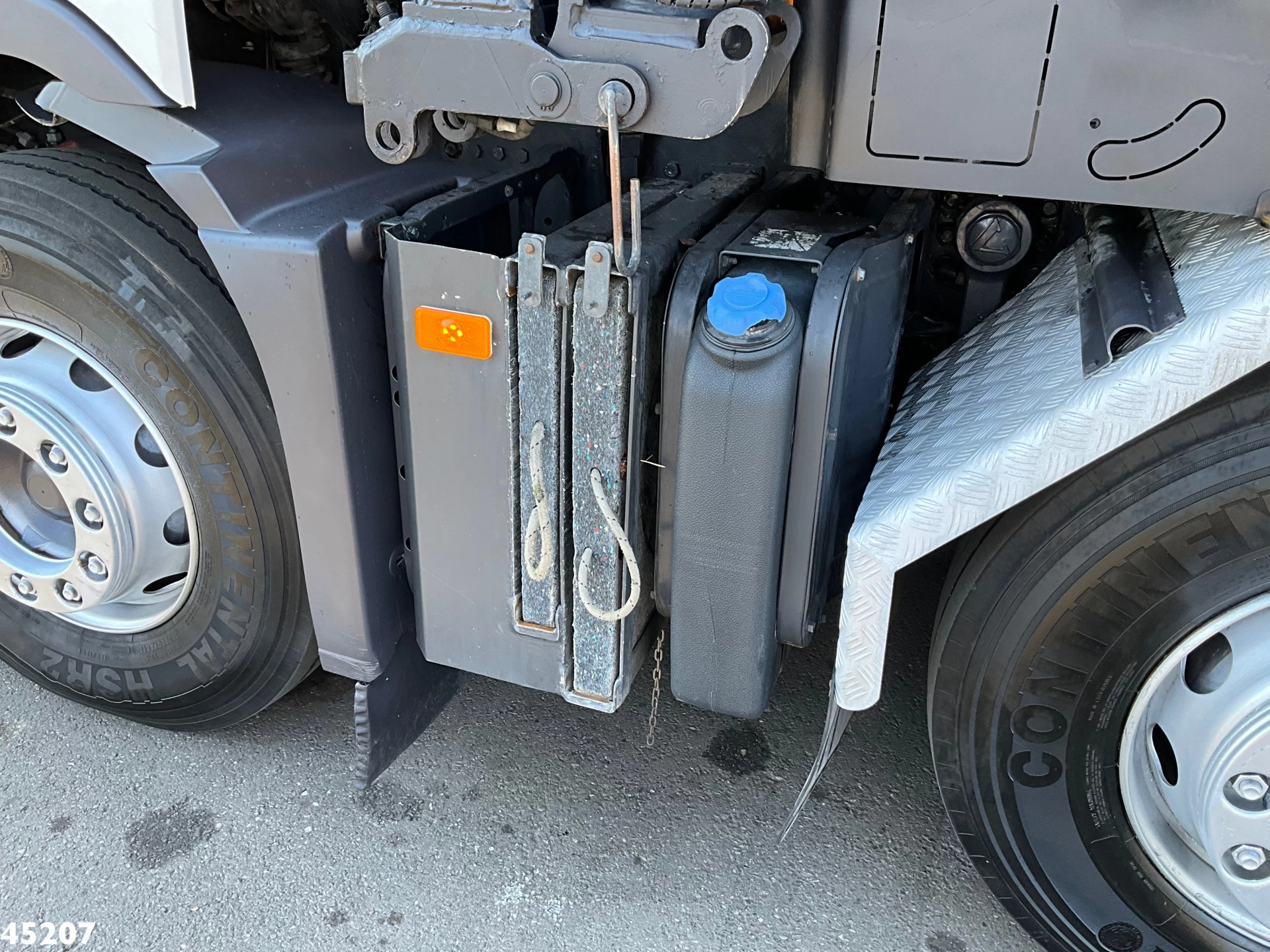 Volvo FH 2010 - 500 8x4 Effer 65 Tonmeter laadkraan + Fly-Jib Bild 17