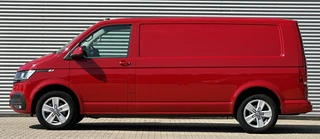 Volkswagen Transporter 2021 - 2.0 TDI L2H1 Highline Automaat|Navi|Carplay|Camera bild 4