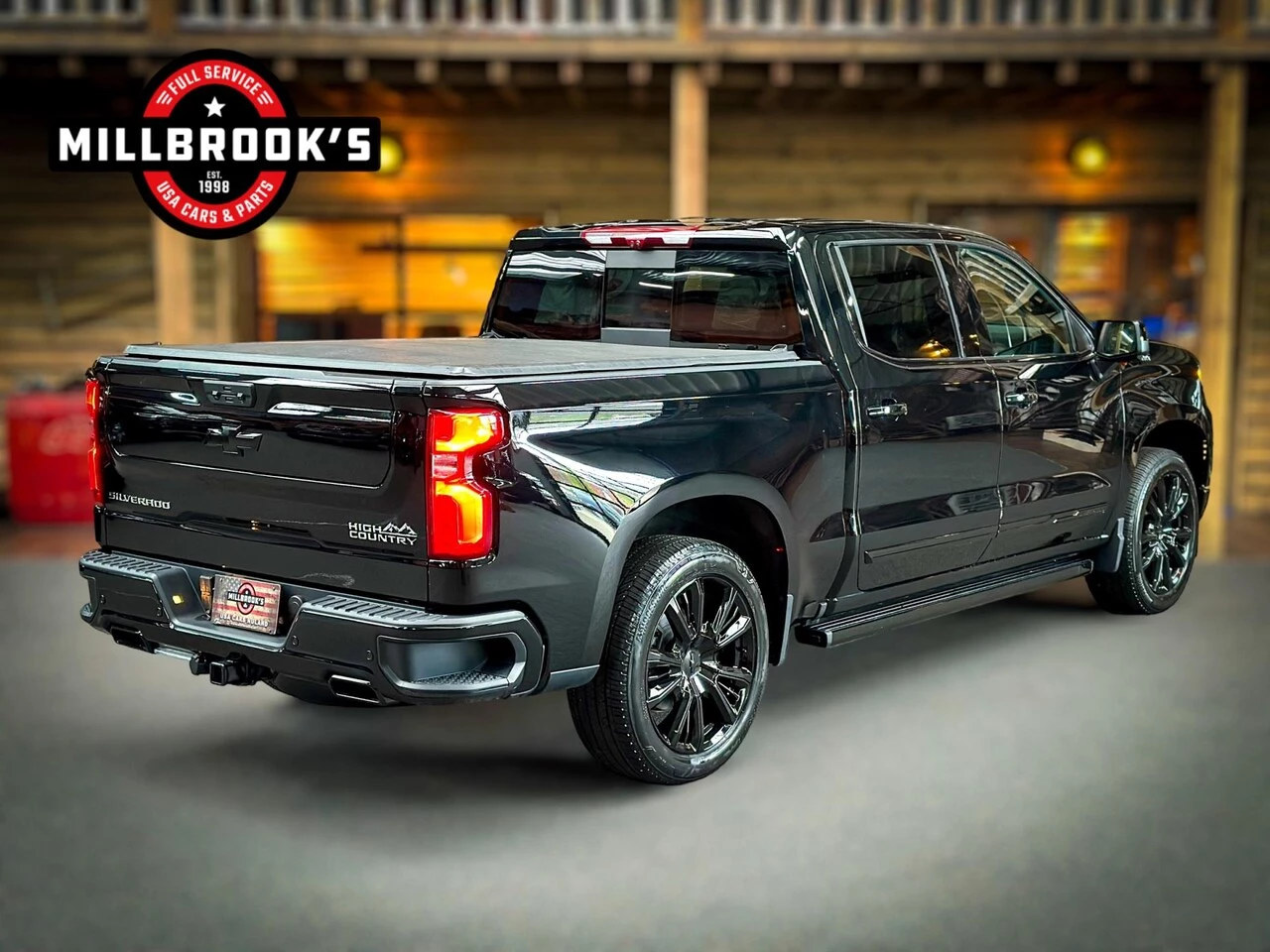 Chevrolet Silverado 2024 - USA High Country 6.2 V8 420 PK, zdjęcie 25