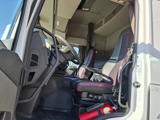 Volvo FM5-460 2022 - / VEB+ / DOUBLE TANK / TUV: 20-01-2027 / NAVI / LWDS / FRIDGE / FULL-SPOILER / AUTOMATIC / EURO-6 / 2022 obrazek 11