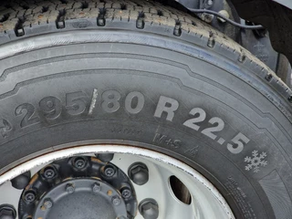 Scania R 2023 - R590 V8 NGS Highline 4x2 - BDF - 4.75 WB - Retarder - Full air - Leather - Low KM imagem 30
