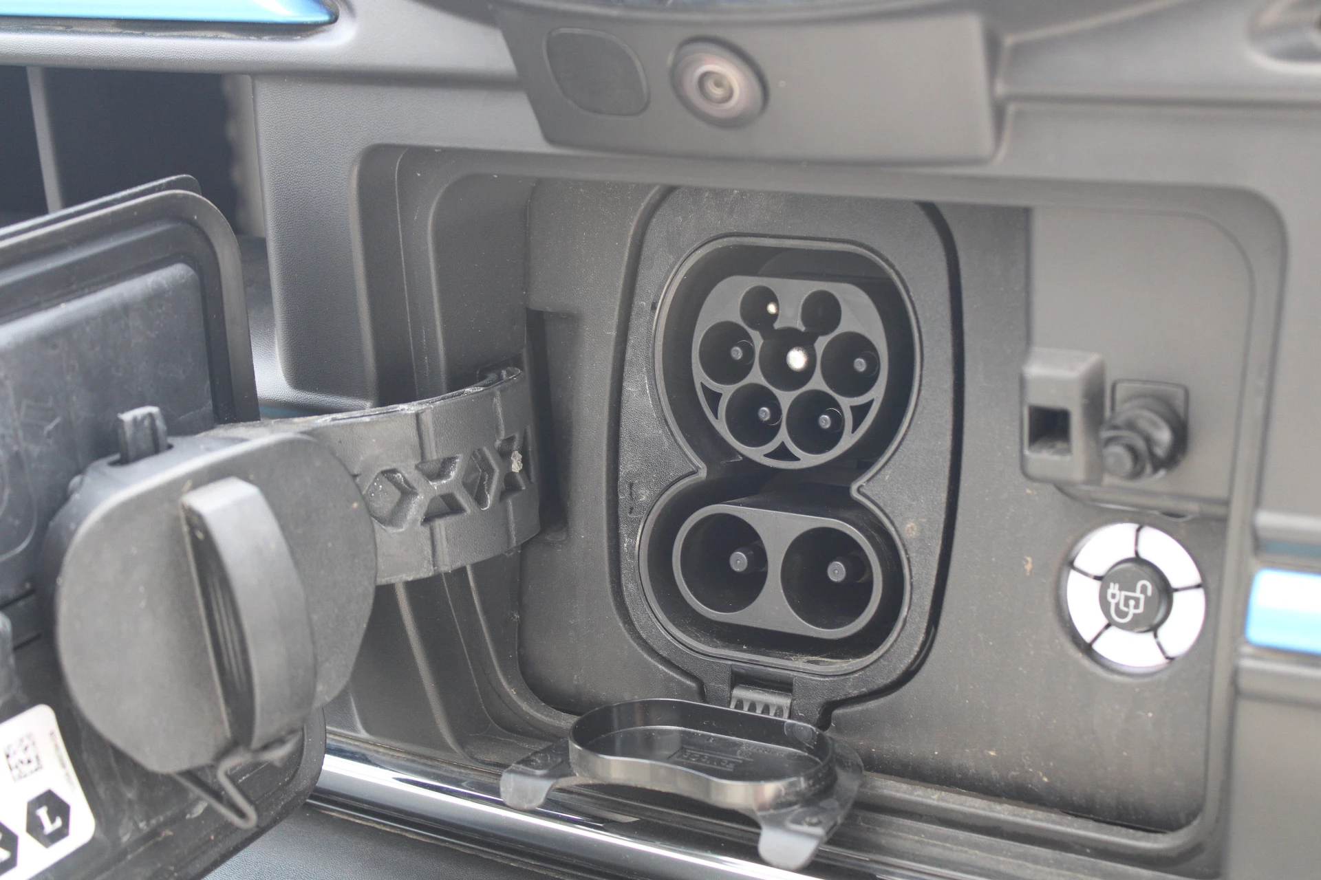 Ford E-Transit 2025 - 350 L3H2 Trend 68 kWh Vol Elektrisch - 360 Camera - Pro Power Onboard - Dodehoek Assistent - Rijklaar Bild 39