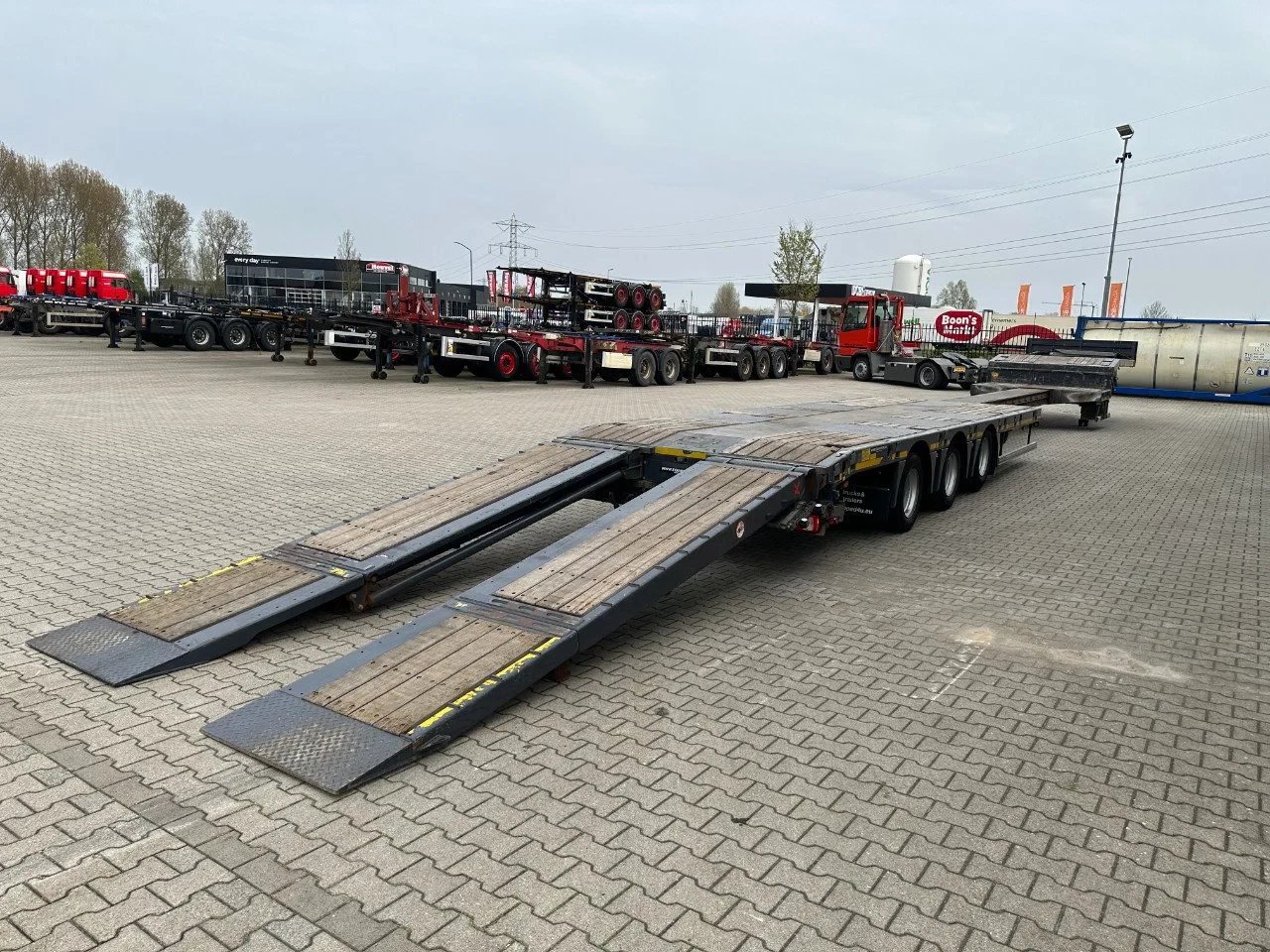 KAESSBOHRER 2022 - Lowbed / 6.00m extendable / hydraulic ramps / steering-axle / lift-axle obrázek 4