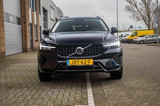 Volvo XC60 2024 - 2.0 T6 Plug-in hyb.AWD Ultra Dark, BTW, Pano, H&K image 9