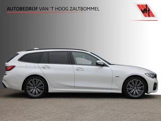 BMW 3 Series 2022 - Touring 330e High Executive M-SPORT SHADOW PANORAMADAK MEMORY 360-CAMERA KEY-LESS CARPLAY TREKHAAK obrázek 1 náhled