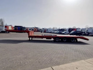 Van Hool SZ-302 1978 - Low loader - 3 axle - Ramps - Extendable - Steel suspension afbeelding 6