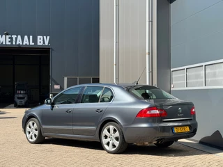 Škoda Superb 2009 - 1.8 TSI Elegance bj.2009 Navi|Trekh|Pdc|Stoel verw. изображение 3