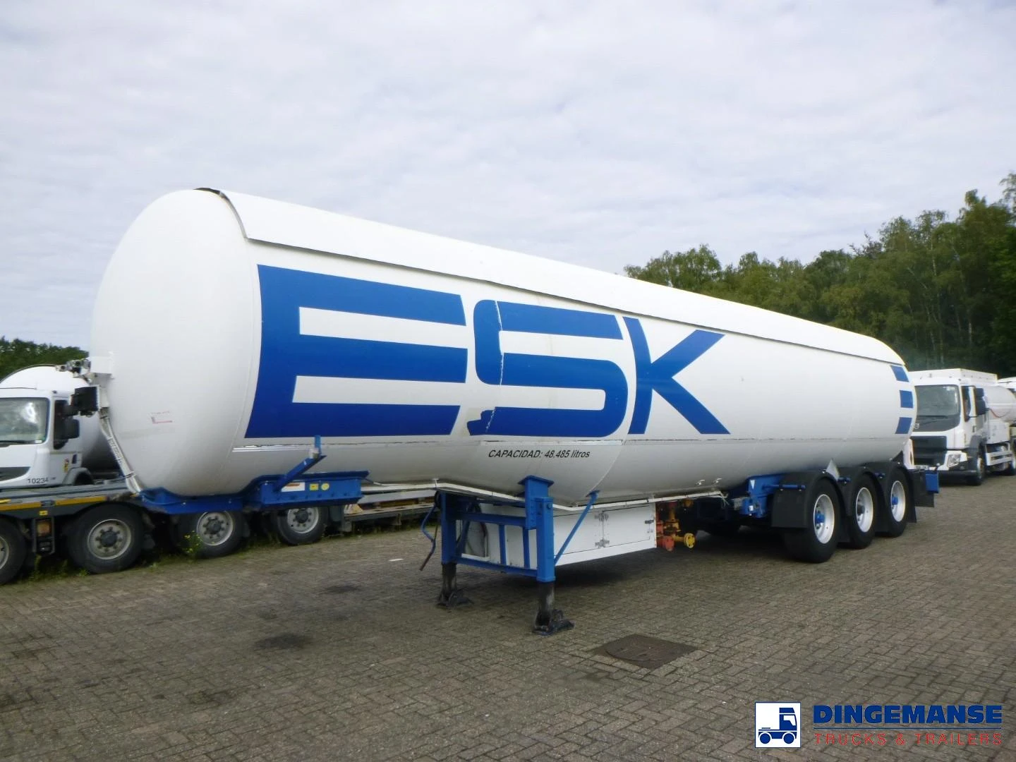 TYT Gas tank steel 48.4 m3 / 1 comp + pump 1995 image 1