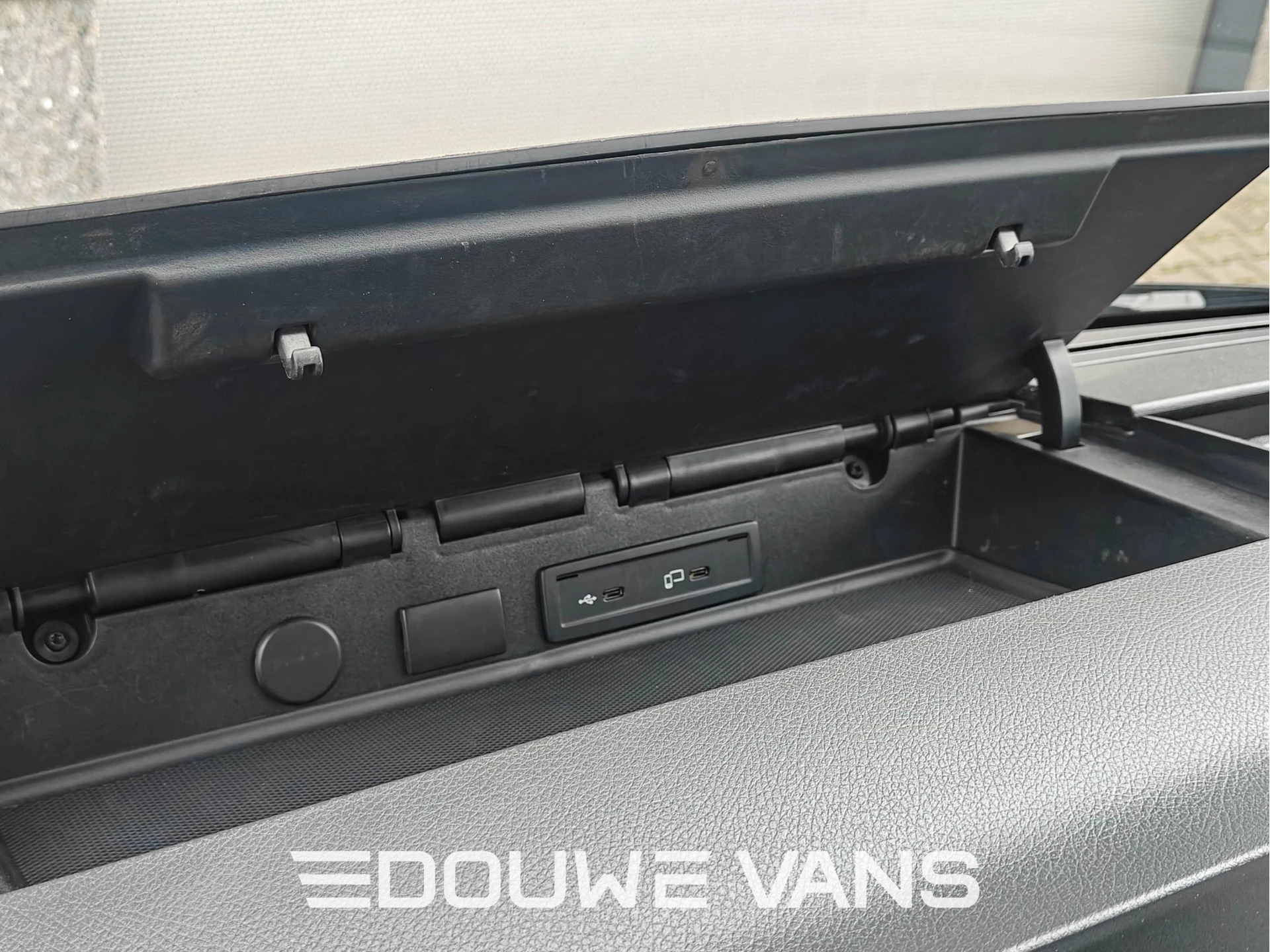 Mercedes-Benz Sprinter 2020 - L2H2 319 Automaat Zwart Trekhaak LED 360 Camera afbeelding 22