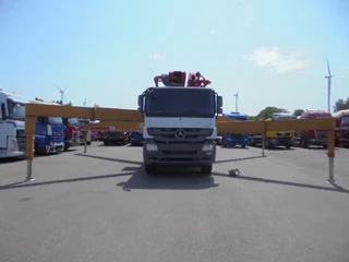 Mercedes-Benz Actros 2019 - 4144 8X4 SANY 56M BETONPOMP image 3