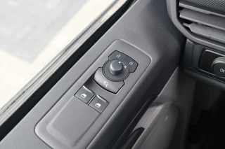 Ford Transit Custom 2025 - 320 2.0 TDCI L1H1 Trend DC 136pk - 2x Schuif - Stoel/stuurverwarming - Cruise - Navi - Camera - Rijklaar obrazek 20