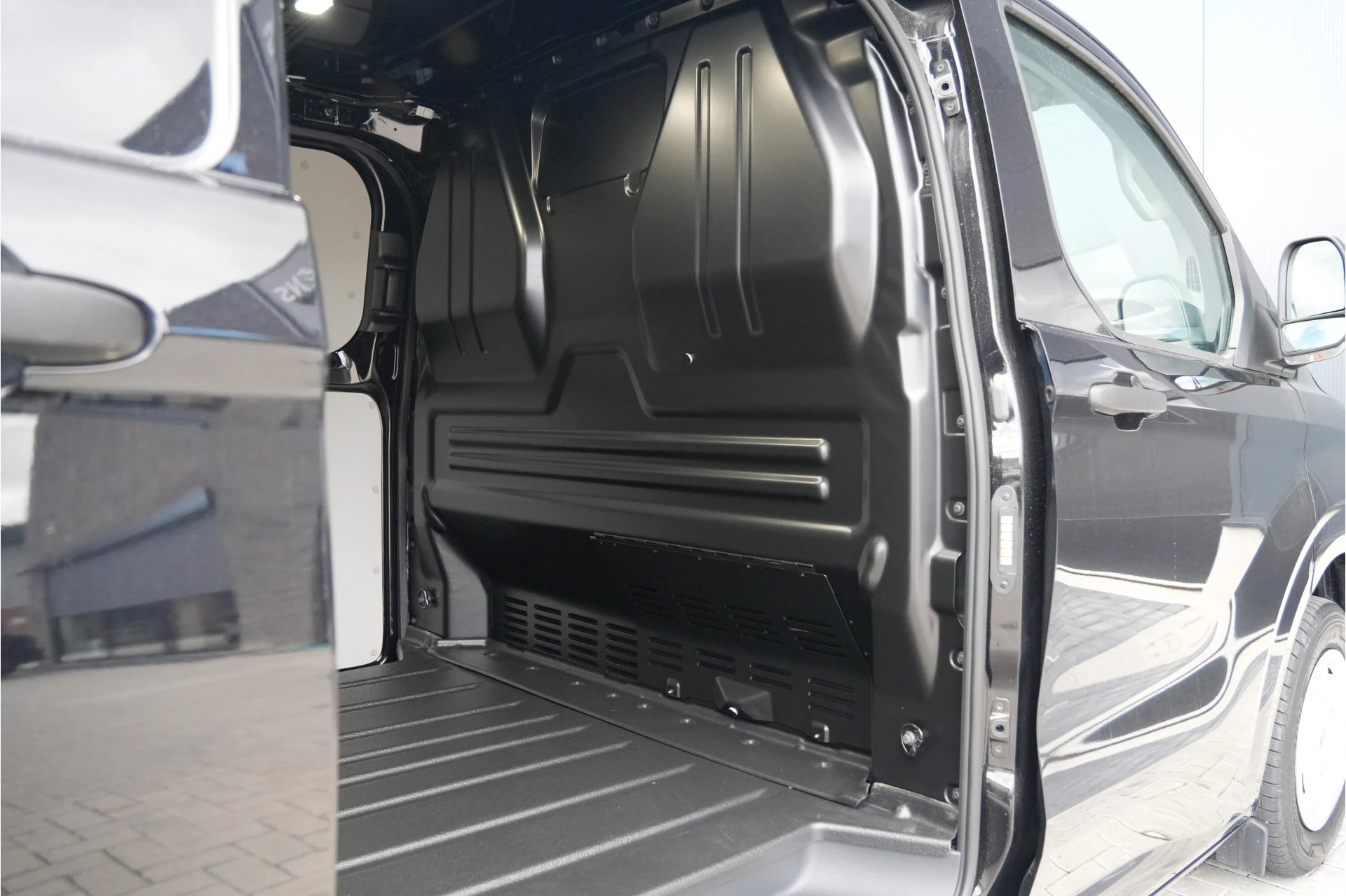 Ford Transit Custom 2026 - 320 2.0 TDCI L1H1 Trend 170pk - 2x Schuif - Camera - Stoelverwarming - Carplay - LED - Carplay - INCLUSIEF BPM imagen 13