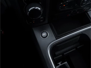 Dodge Ram 1500 2023 - 5.7 V8 Night Edition CrewCab Classic obrazek 24