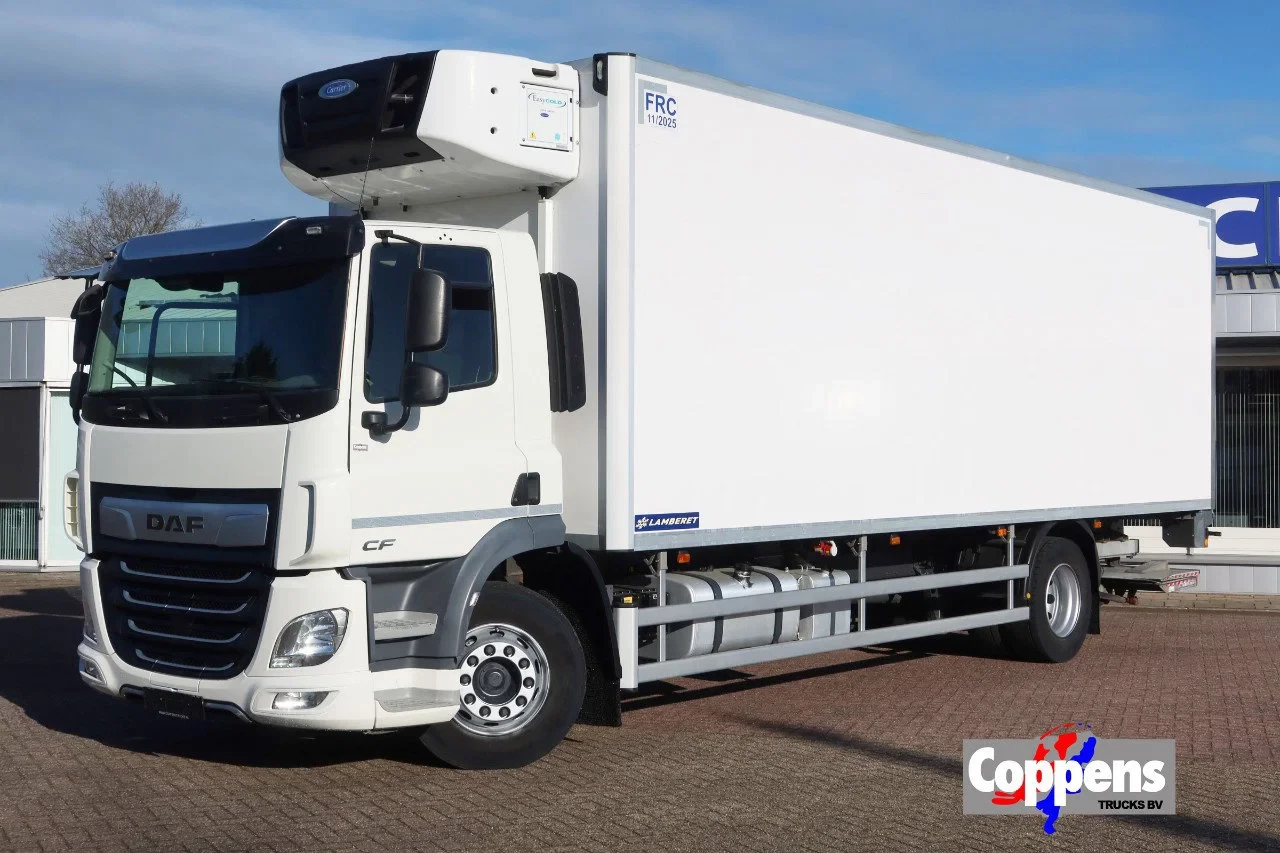 DAF CF 320 2020 - FA Koel/vriezen +Carrier Supra 1150 Silent + Dhollandia 2000 KG klep image 1