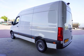 Mercedes-Benz Sprinter 2024 - 319 CDI 191PK L2H2 Pro Automaat image 5