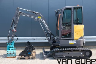 Volvo N/A 2022 - ECR 25 D | 2022 | 694h | CW05 | Sorting Grapple image 9