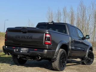 Dodge Ram 1500 2021 - LARAMIE NIGHT WIDEBODY 5.7L V8, LUCHTV, HUD, PANO, H&K, 360, ACC, ORIG NED obrazek 4