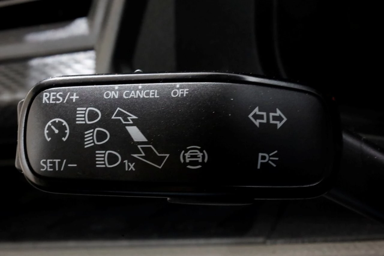 Volkswagen Transporter 2021 - T6.1 2.0 TDI Lang D.C. Airco/Cruise Control 04-2021 image 17