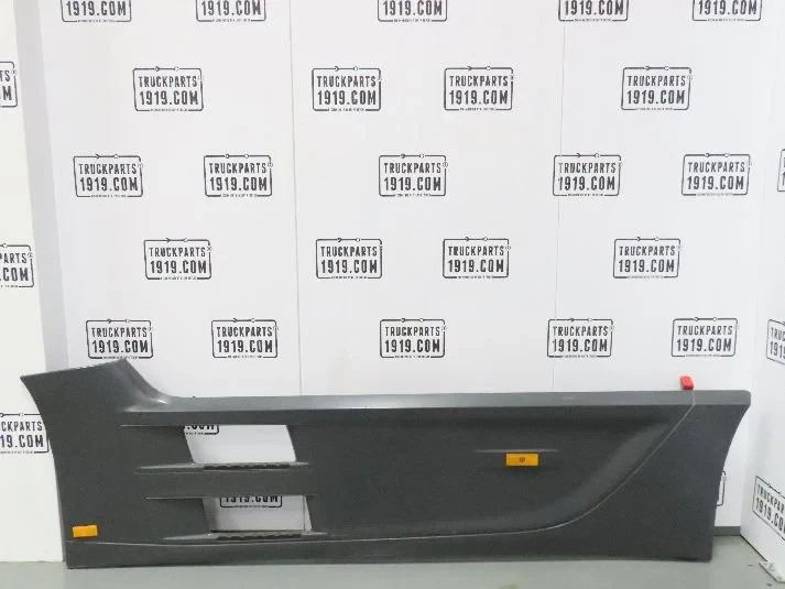 Mercedes-Benz - Body & Chassis Parts Side skirt set WB3700 MB MP4 image 1