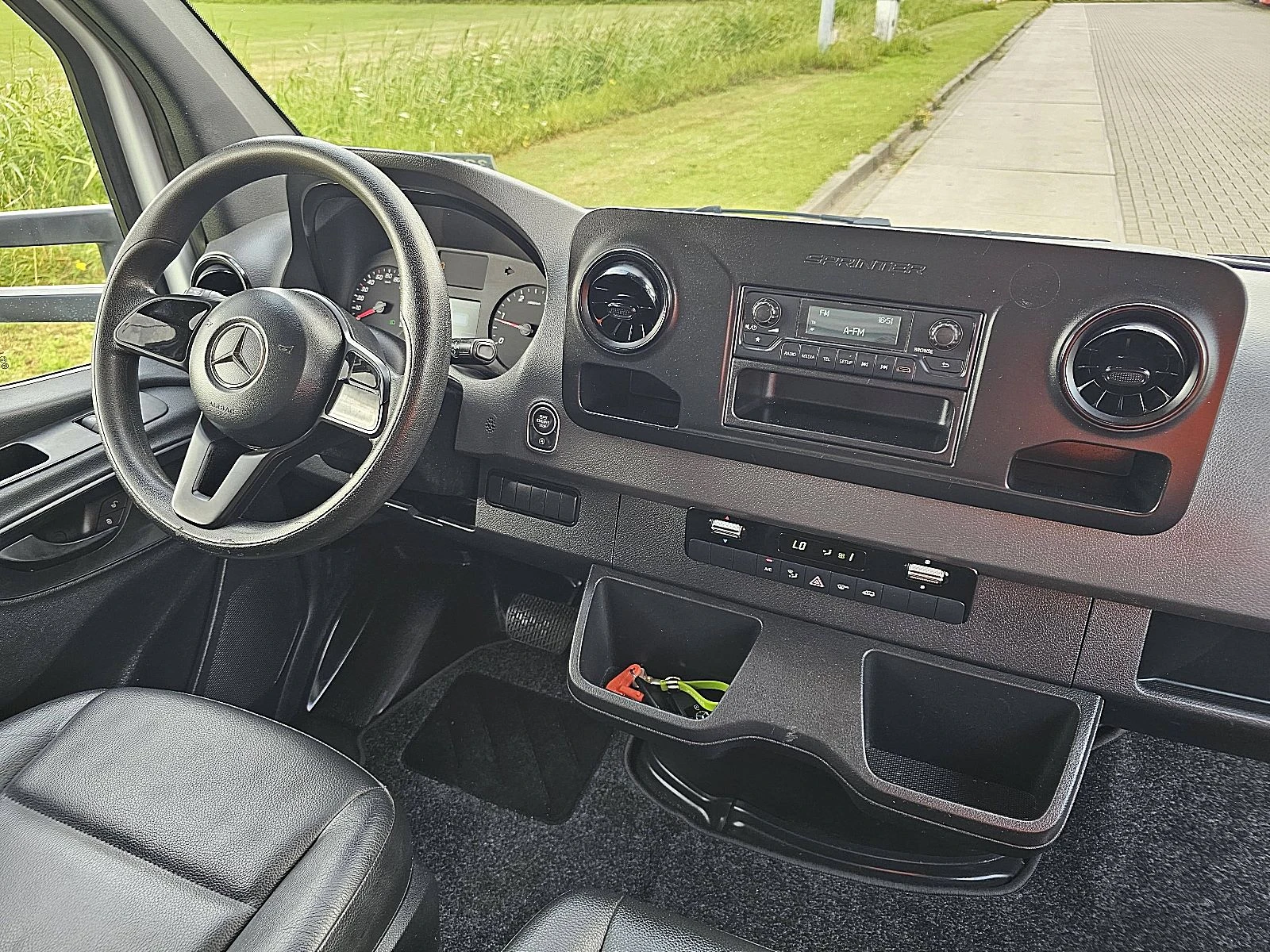 Mercedes-Benz Sprinter 2021 - 314 изображение 8