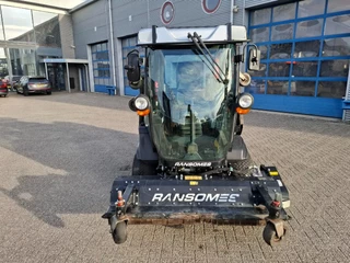 Ransomes N/A 2021 - HM600 / FLAIL MOWER / 3234 HOURS / HYDROSTATIC / 65 HP / AIRCO / CLOSED CABIN / 2021 obrazek 4