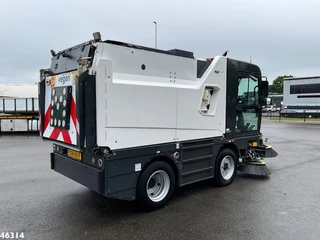 Schmidt Compact 400 Euro 6 with 3-rd brush 2019 - N/A zdjecie 5