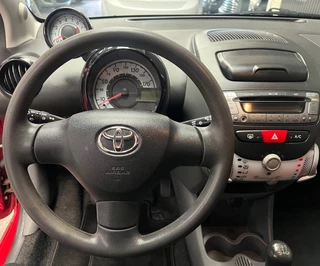 Toyota Aygo 2012 - 1.0-12V Dynamic Navigator - 1e Eigenaar - NAP - NAV - Airco. bild 12