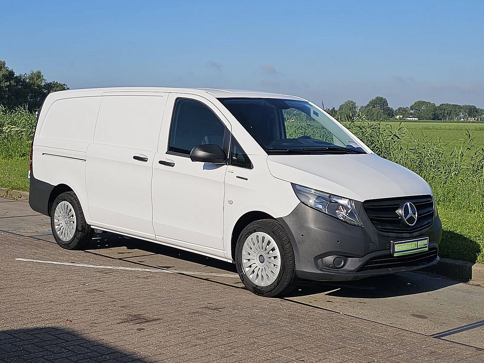 Mercedes-Benz eVito 2024 Bild 5