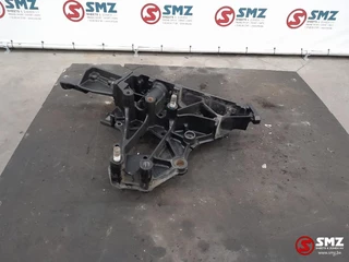 Renault N/A 2002 - Occ bracket links Renault T 21116689 82232523 immagine 3