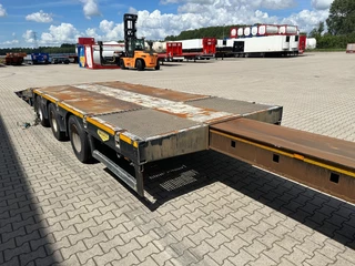 Broshuis N/A 2015 - 3ABSD Lowloader 3-axle / GVW: 53.000kg / Neck: 23.000kg / hydraulic steering + ramps + loading table / 4.60m extendable / winch / liftaxle immagine 37