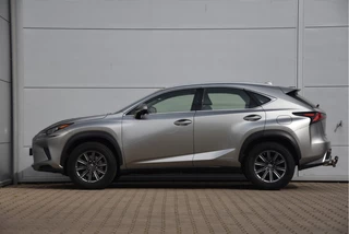 Lexus NX 2018 - 300h AWD | Safety Pack | Trekhaak zdjecie 4