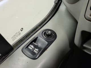 Opel Vivaro 2010 - 2.0CDTI L2/H1 Airco Apk tot 3-10-2026! image 13