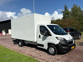 Peugeot Boxer 2022 - 2.2 141pk Bakwagen Laadklep 750 KG N1 te koop