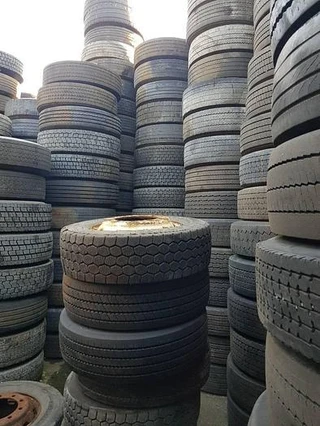 Tires, wheels and rims Banden afbeelding 3 miniatuur