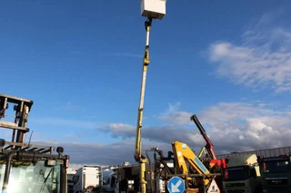 MAN 14.224 2002 - N/A image 10