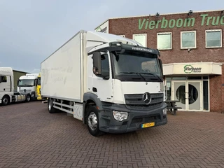 Mercedes-Benz Antos Antos 1824L mit 8.5m Isokoffer / 1.500kg Ladebordwand / Euro6 / Holland Truck