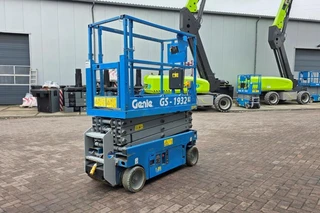 Genie 2013 - GS1932 Electric, Working Height 7.8 m, 227kg Capac immagine 2 miniatura