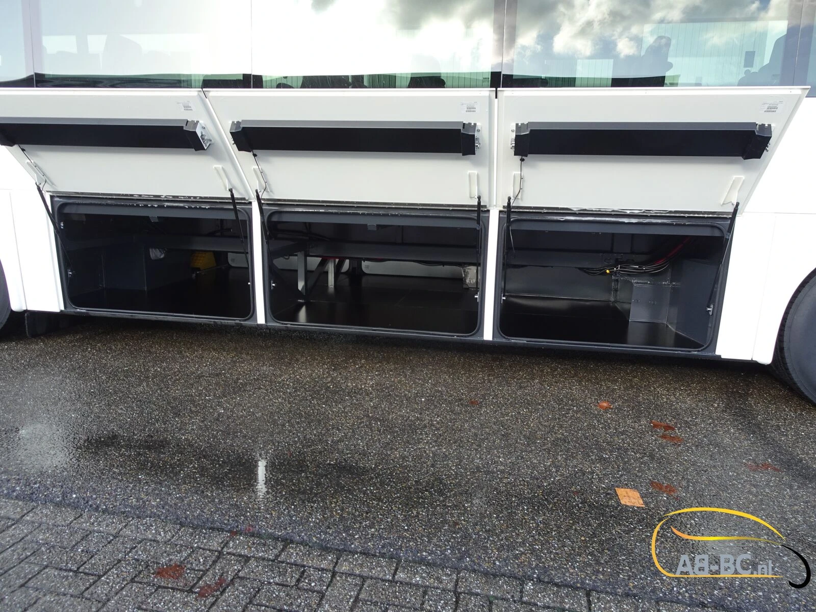 Iveco NEW Crossway 12.10 MTR, 55 Seats, LUXURY INTERIOR 2026 Bild 27