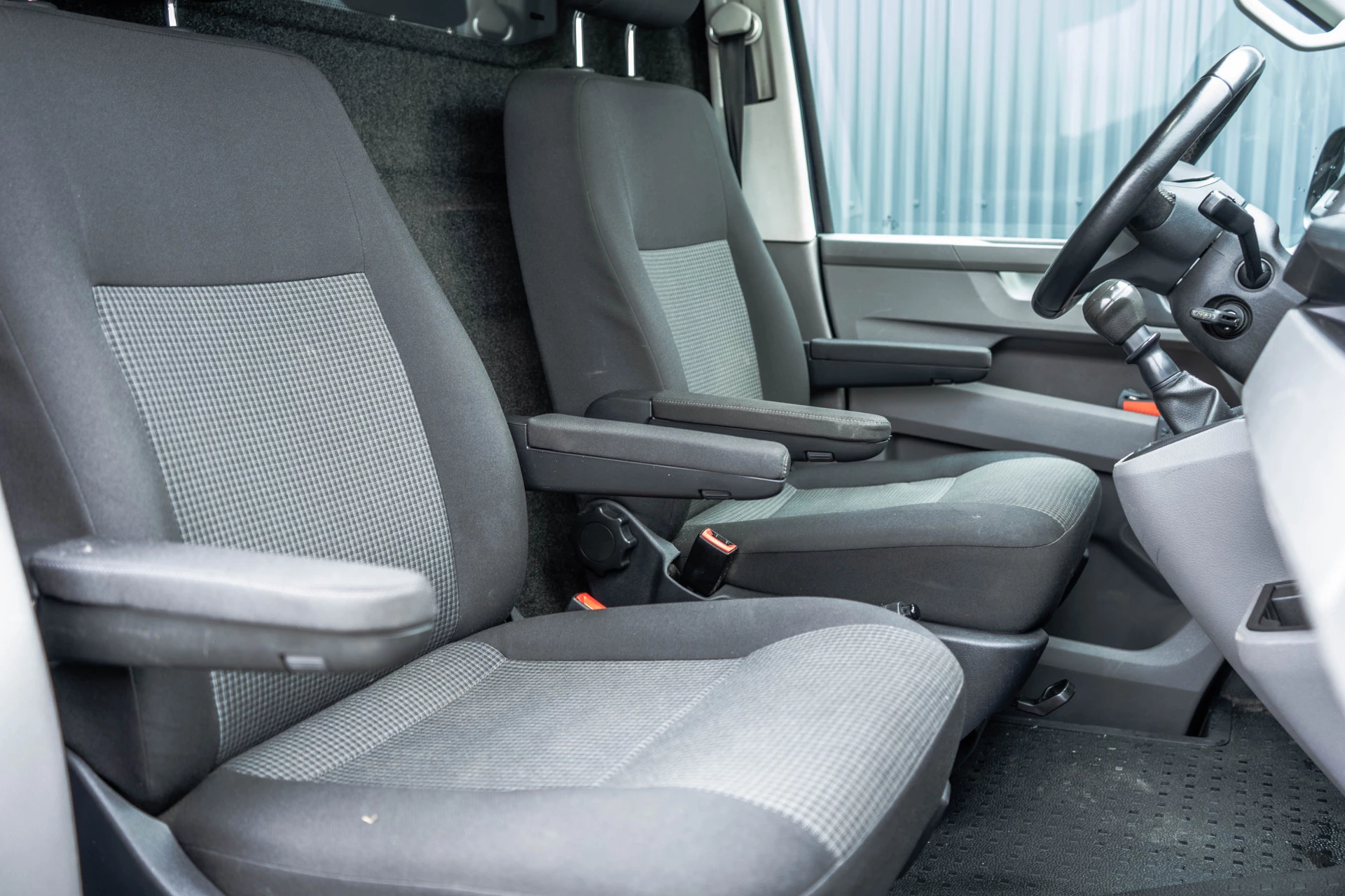 Volkswagen Transporter 2021 - T6.1 2.0 TDI L2H1 | 150 PK | Turbo defect | Carplay | Cruise | Navi | Trekhaak | Airco imagem 12