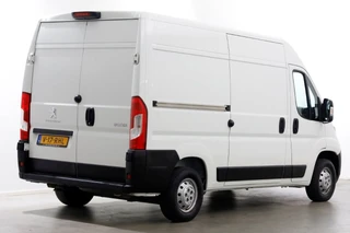 Peugeot Boxer 2021 - 2.2 BlueHDi 120pk L2H2 Airco/Navi/Inrichting 07-2021 afbeelding 2 miniatuur