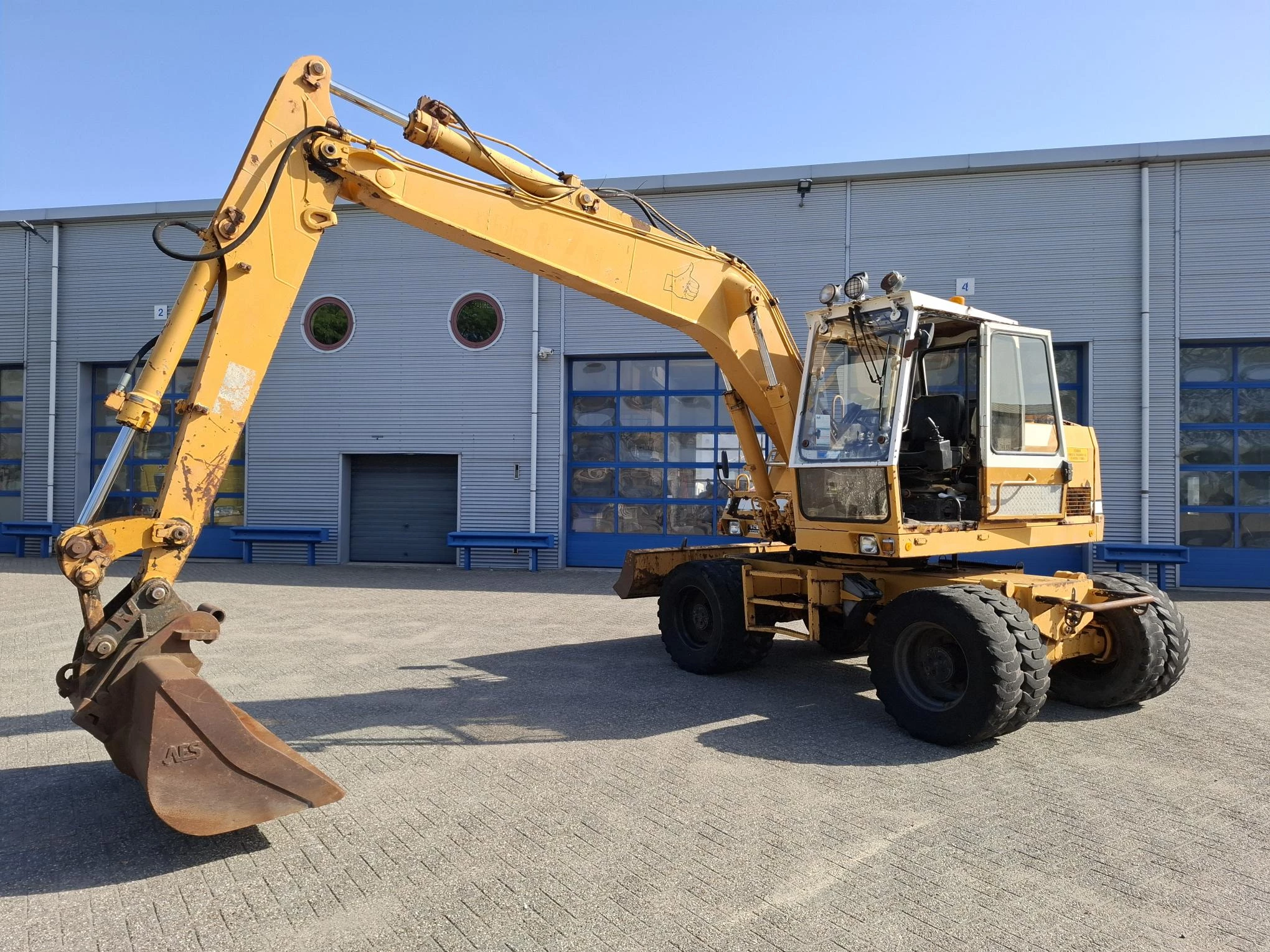 Liebherr 1991 - A900C / NL WHEELED EXCAVATOR / 67KW / 19025 HOURS / 1991 afbeelding 3