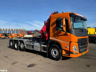 Volvo FM 420 8x2 Euro 6 HMF 26 Tonmeter laadkraan 2024 - N/A image 3