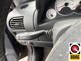 Opel Corsa 2003 - 1.4-16V Cosmo APK tot 04-2027 image 12
