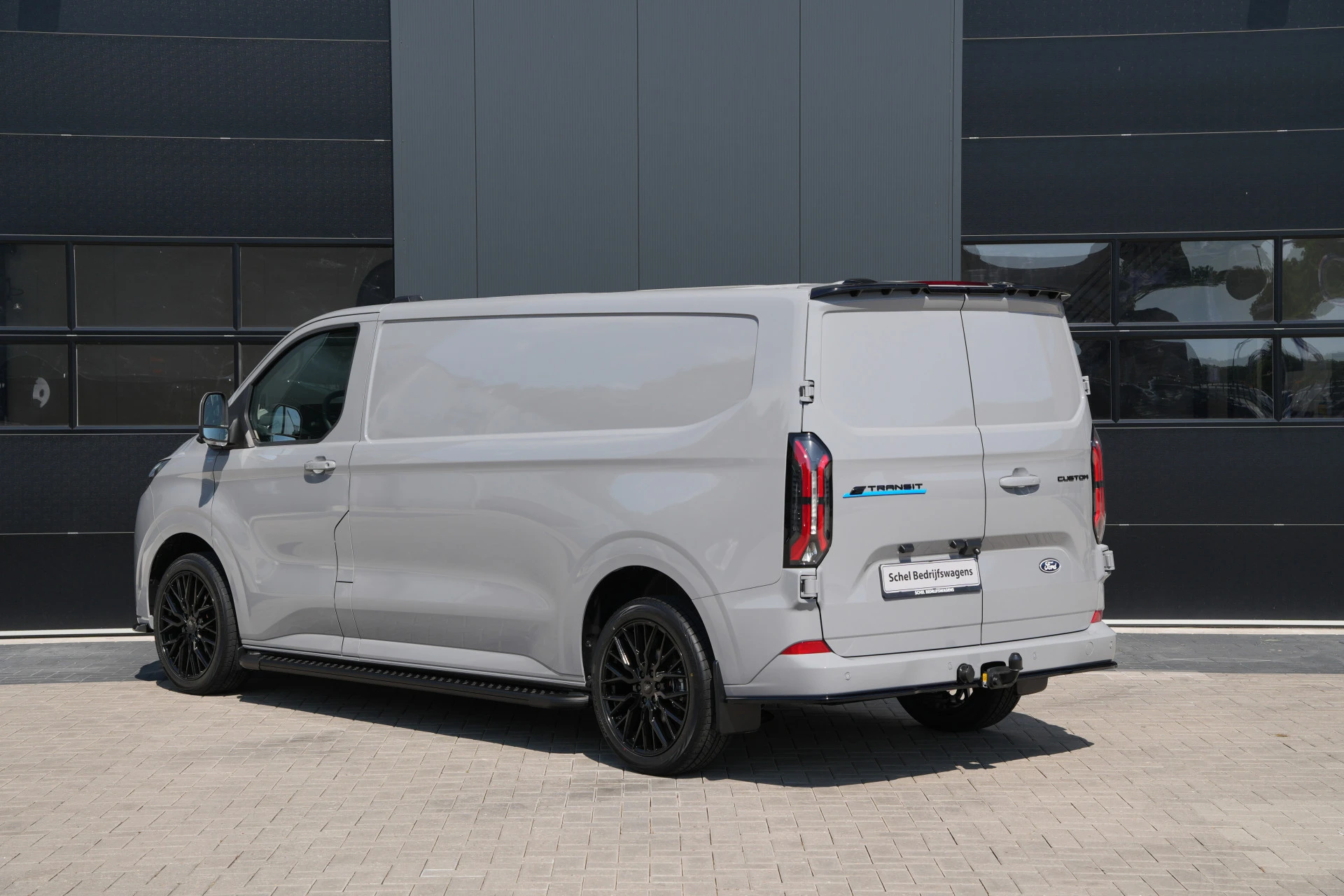 Ford E-Transit Custom 2026 - 340 L2H1 Limited 71 kWh 218pk - Trekhaak - ACC - B&O - Navi - Stoel/Stuurverwarming - 360 Camera - Blindspot - Rijklaar Bild 7